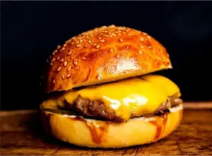 80 gr. Kaşarlı Hamburger (Tek Köfte)